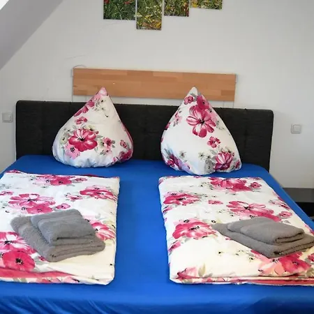 Pension-gaestehaus Oberscheven Leipziger Neuseenland Penzion