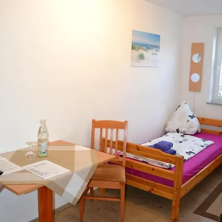 Pension-gaestehaus Oberscheven Leipziger Neuseenland Guest house 3*